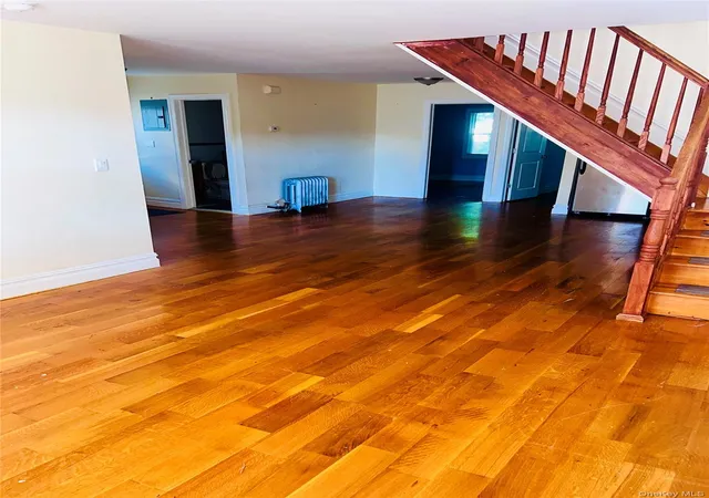 Photo 3 of Single family home for sale at 190 60 111th Avenue, New York, NY 11412 | MLS# 1051688 | Listing updated on 2026-09-23