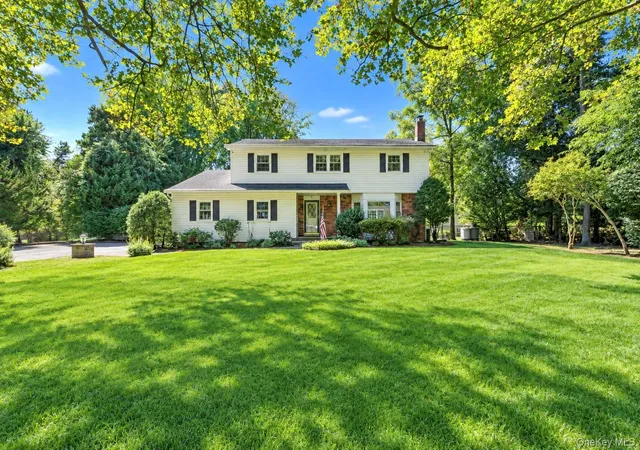 Single family home for sale at 284 Marlin St, Huntington, NY 11746 | MLS# 1051763
