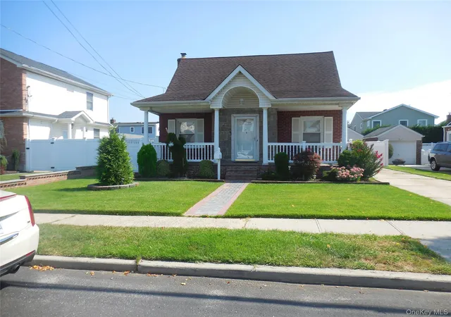 Photo 3 of Single family home for sale at 149 Rule St, Hempstead, NY 11010 | MLS# 1052205 | Listing updated on 2026-09-18