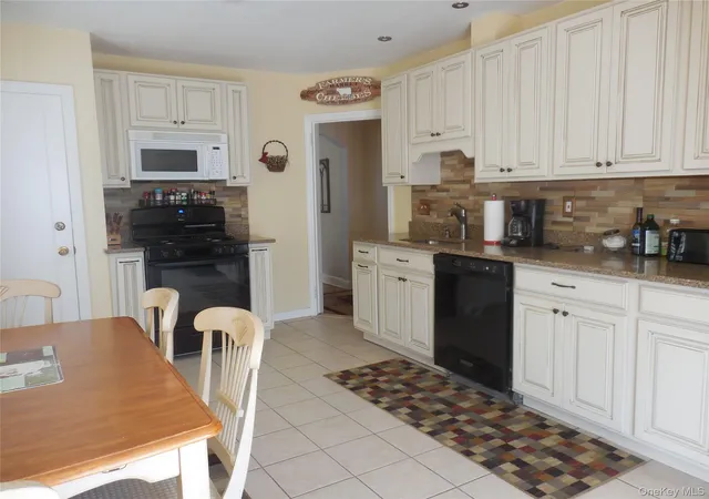 Photo 4 of Single family home for sale at 149 Rule St, Hempstead, NY 11010 | MLS# 1052205 | Listing updated on 2026-09-18