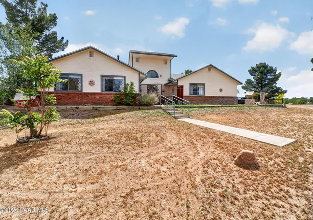 Photo 1 of Single family home for sale at 853 N Firesky Ln, Chino Valley, AZ 86323 | MLS# 1081034 | Listing updated on 2026-10-02