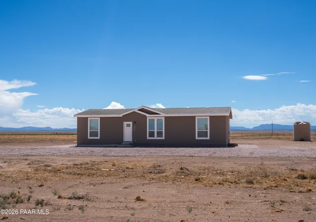 Photo 2 of Manufactured home for sale at 26936 N Chicory Way, Paulden, AZ 86334 | MLS# 1083366 | Listing updated on 2026-09-17