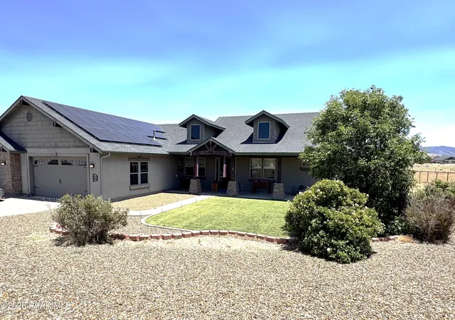 Photo 3 of Single family home for sale at 8675 N Buffalo Hl Ct, Prescott Valley, AZ 86315 | MLS# 1083389 | Listing updated on 2026-09-17
