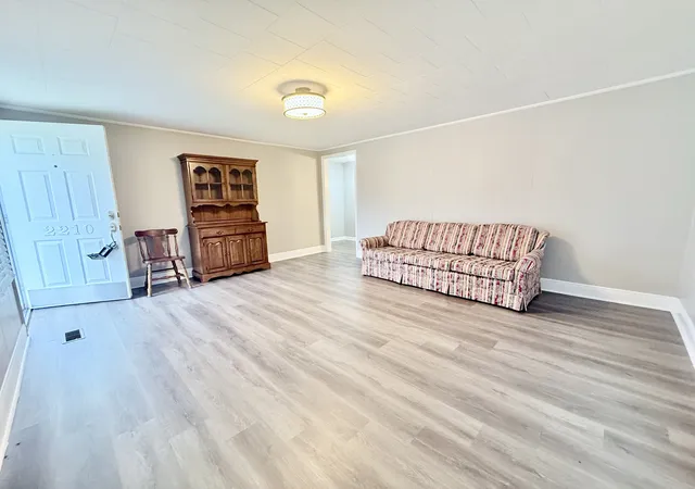 Photo 3 of Single family home for sale at 2210 Princeton Rd, Hopkinsville, KY 42240 | MLS# 3013739 | Listing updated on 2026-09-17