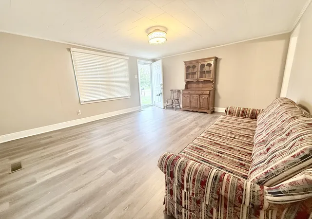 Photo 4 of Single family home for sale at 2210 Princeton Rd, Hopkinsville, KY 42240 | MLS# 3013739 | Listing updated on 2026-09-17