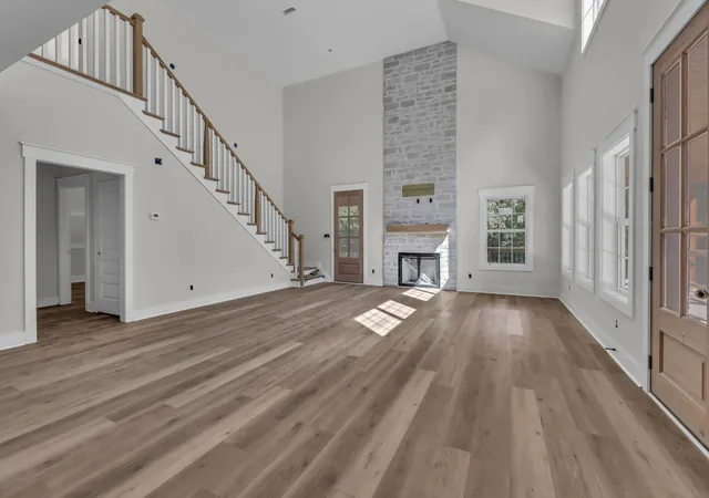 Photo 3 of Single family home for sale at 1046 Indian Crk Rd, Cumberland Furnace, TN 37051 | MLS# 3518778 | Listing updated on 2026-09-18