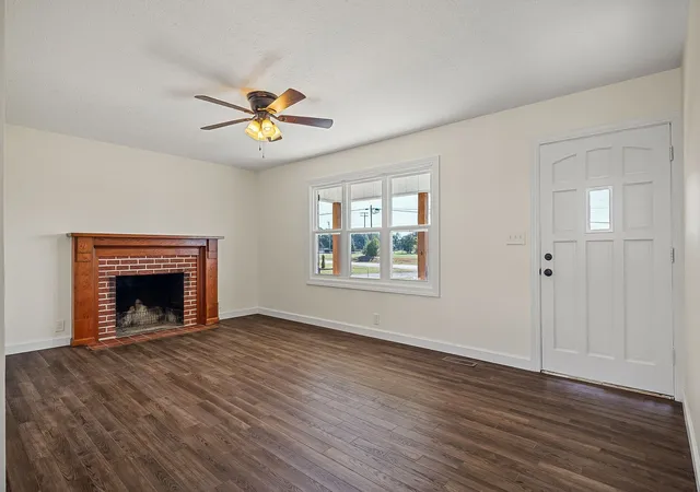 Photo 4 of Single family home for sale at 411 Allen Fry Rd, Smithville, TN 37166 | MLS# 3153078 | Listing updated on 2026-09-08