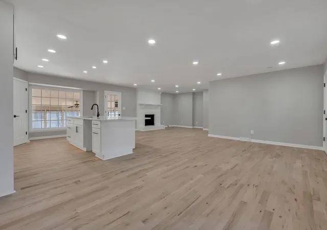 Photo 3 of Single family home for sale at 550 Drifting Cir W, Lebanon, TN 37087 | MLS# 3079075 | Listing updated on 2026-09-17