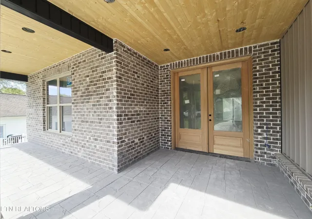Photo 3 of Single family home for sale at 269 Ootsima Way, Loudon, TN 37774 | MLS# 3544525 | Listing updated on 2026-09-30