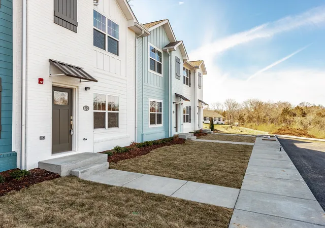 Photo 2 of Townhouse for sale at 1136 Lock 4 Rd #K-2, Gallatin, TN 37066 | MLS# 3129655 | Listing updated on 2026-09-16