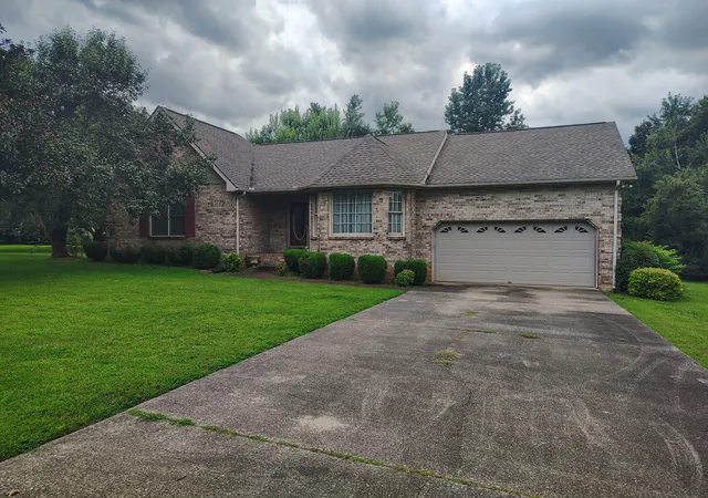 Photo 3 of Single family home for sale at 29 Bluebird Ln, Lafayette, TN 37083 | MLS# 3131794 | Listing updated on 2026-09-17