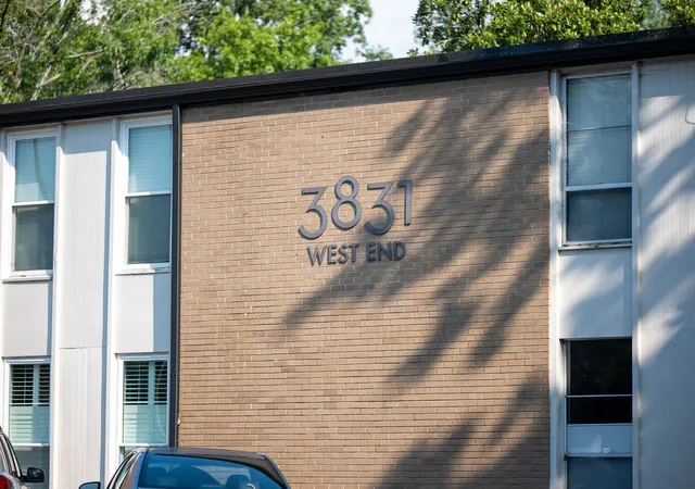 Photo 3 of Condo for sale at 3831 W End Ave #32, Nashville, TN 37205 | MLS# 3133558 | Listing updated on 2026-09-16