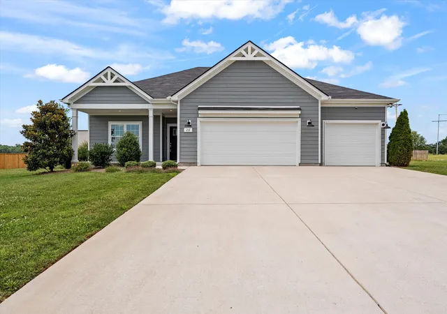 Photo 1 of Single family home for sale at 26 Mimosa Dr, Decherd, TN 37324 | MLS# 3138531 | Listing updated on 2026-09-18