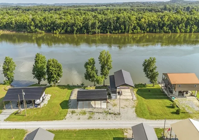 Photo 1 of Land for sale at 1085 Wc Pickett Rd, Clifton, TN 38425 | MLS# 3139221 | Listing updated on 2026-09-16