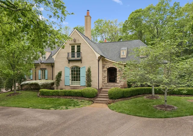 Photo 1 of Mansion for sale at 2127 Chickering, Nashville, TN 37215 | MLS# 3247224 | Listing updated on 2026-09-16