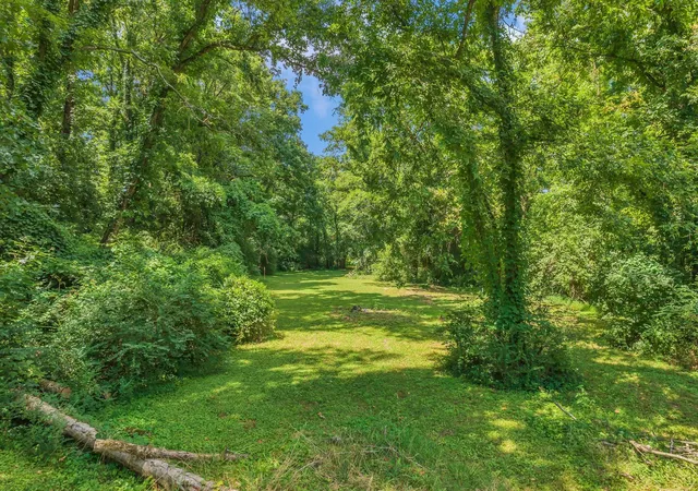 Photo 3 of Single family home for sale at 1008 Downey Dr, Nashville, TN 37205 | MLS# 3152627 | Listing updated on 2026-09-16