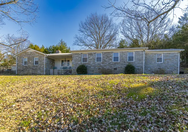 Single family home for sale at 267 Shelbyville Hwy, Fayetteville, TN 37334 | MLS# 3507979