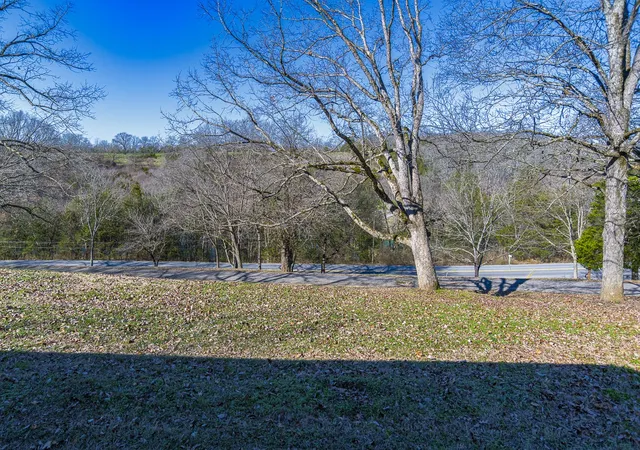 Photo 2 of Single family home for sale at 267 Shelbyville Hwy, Fayetteville, TN 37334 | MLS# 3507979 | Listing updated on 2026-10-09