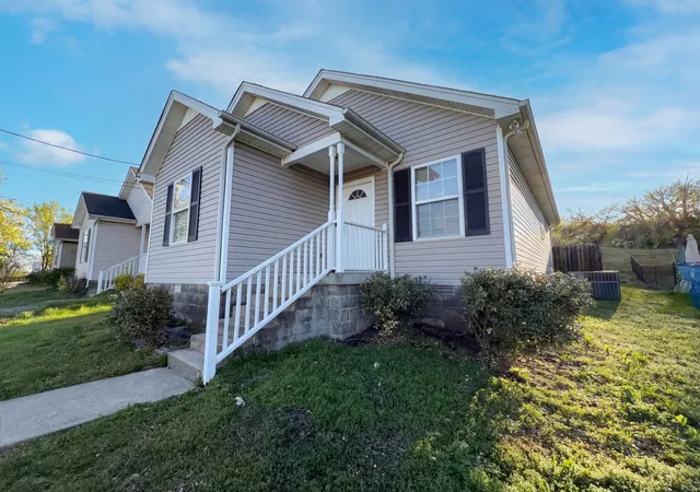 Photo 2 of Single family home for sale at 1513 Luton St, Nashville, TN 37207 | MLS# 3149530 | Listing updated on 2026-09-17