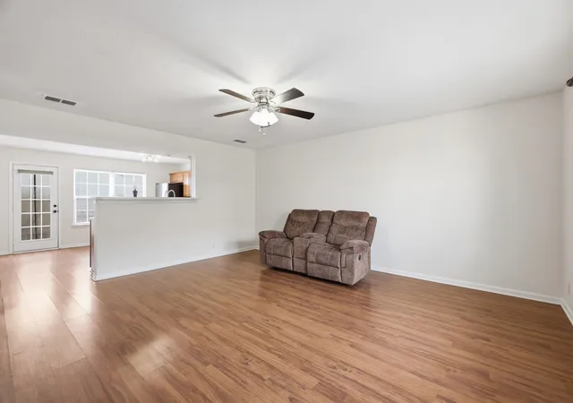 Photo 3 of Townhouse for sale at 155 Wolverine Ct, Smyrna, TN 37167 | MLS# 3159145 | Listing updated on 2026-09-17