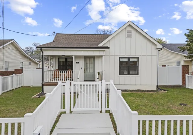 Photo 2 of Single family home for sale at 77 Donelson St, Nashville, TN 37210 | MLS# 3171468 | Listing updated on 2026-09-16