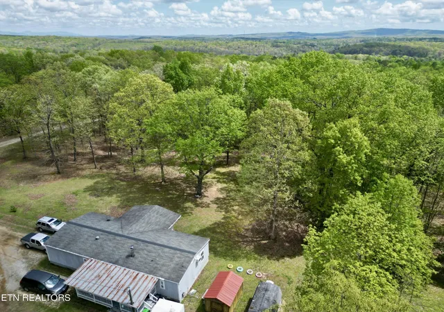 Photo 3 of Manufactured home for sale at 751 Ozone Access Rd, Rockwood, TN 37854 | MLS# 3155700 | Listing updated on 2026-09-17