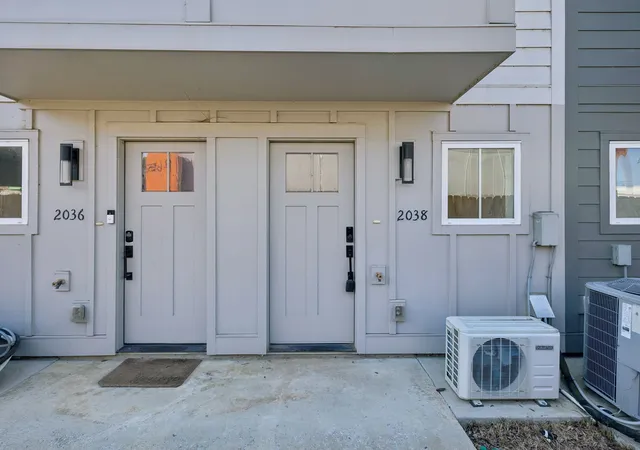 Photo 3 of Townhouse for sale at 2038 Edison Park Ln, Nashville, TN 37209 | MLS# 3205891 | Listing updated on 2026-09-17