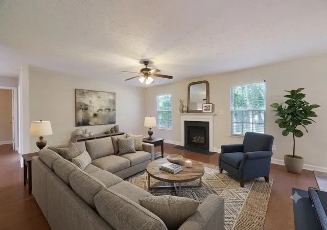 Photo 3 of Single family home for sale at 4060 Barnes Cvs Dr, Antioch, TN 37013 | MLS# 3304545 | Listing updated on 2026-09-18