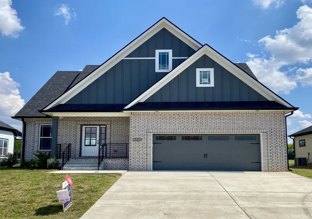 Photo 1 of Single family home for sale at 213 Harvest Moon Dr, Clarksville, TN 37043 | MLS# 3167001 | Listing updated on 2026-09-17