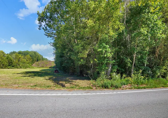 Photo 2 of Land for sale at 4149 Highway 49, Tennessee Ridge, TN 37178 | MLS# 3172913 | Listing updated on 2026-10-08
