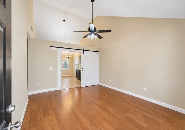 Photo 2 of Single family home for sale at 2739 Oxford Hall Ave, Murfreesboro, TN 37128 | MLS# 3169933 | Listing updated on 2026-09-22