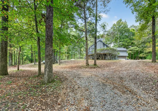 Photo 1 of Single family home for sale at 3300 Smith Pl, Clarksville, TN 37040 | MLS# 3171342 | Listing updated on 2026-09-17
