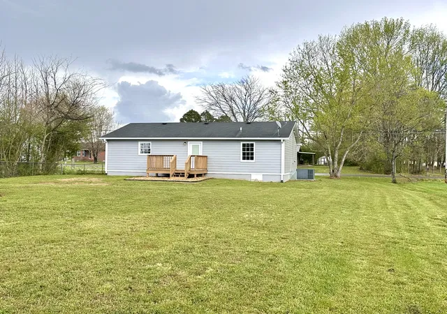 Photo 3 of Single family home for sale at 21 Mcalister Rd, Fayetteville, TN 37334 | MLS# 3177775 | Listing updated on 2026-09-16