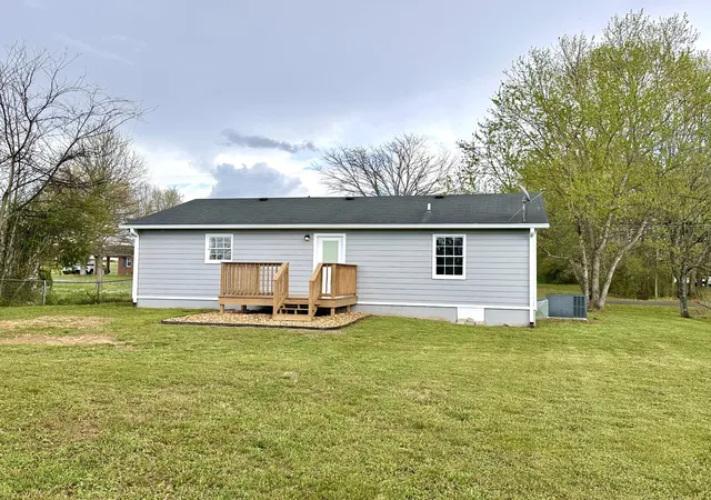 Photo 3 of Single family home for sale at 21 Mcalister Rd, Fayetteville, TN 37334 | MLS# 3177775 | Listing updated on 2026-09-16
