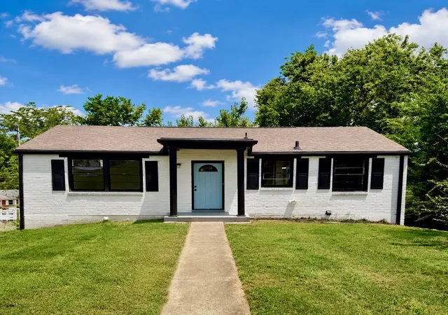 Photo 3 of Single family home for sale at 3248 Crowe Dr, Nashville, TN 37218 | MLS# 3305390 | Listing updated on 2026-09-16