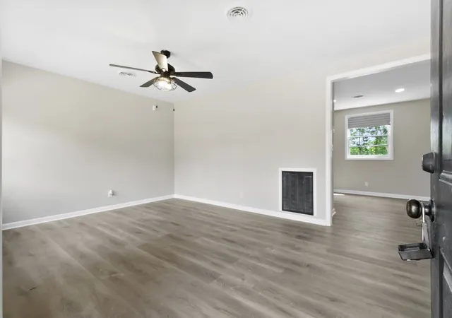Photo 3 of Single family home for sale at 3248 Crowe Dr, Nashville, TN 37218 | MLS# 3305390 | Listing updated on 2026-09-16