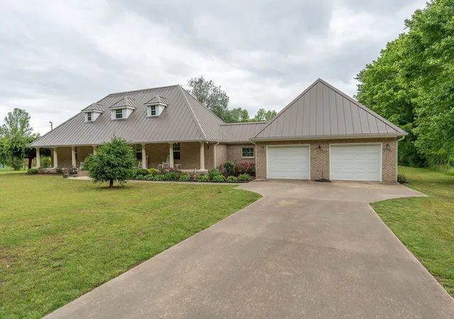 Photo 1 of Single family home for sale at 8276 Middle Butler Rd, Iron City, TN 38463 | MLS# 3179180 | Listing updated on 2026-09-16