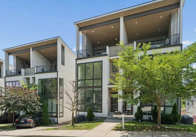 Photo 2 of Townhouse for sale at 2723 Westwood Dr #B, Nashville, TN 37204 | MLS# 3180098 | Listing updated on 2026-09-16