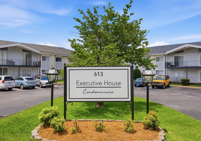 Photo 1 of Condo for sale at 613 Hillsboro Rd #B21, Franklin, TN 37064 | MLS# 3232623 | Listing updated on 2026-09-16
