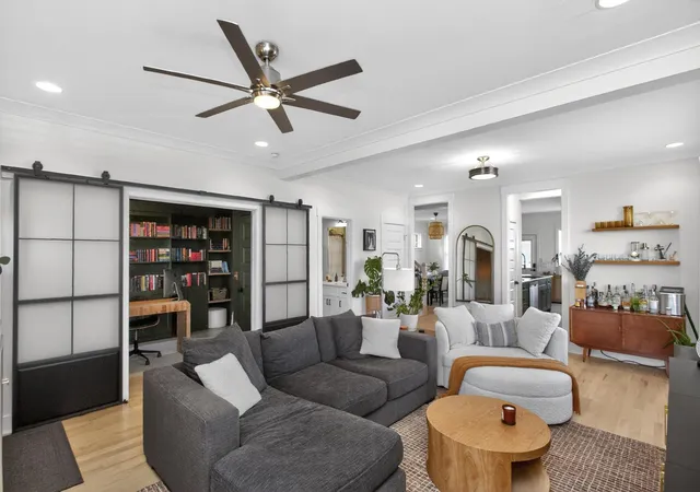 Photo 3 of Single family home for sale at 315 Joyner Ave, Nashville, TN 37210 | MLS# 3190671 | Listing updated on 2026-09-17
