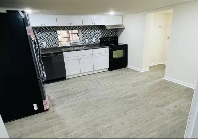 Photo 4 of Single family home for sale at 428 Shelby St, Clarksville, TN 37042 | MLS# 3193084 | Listing updated on 2026-09-16