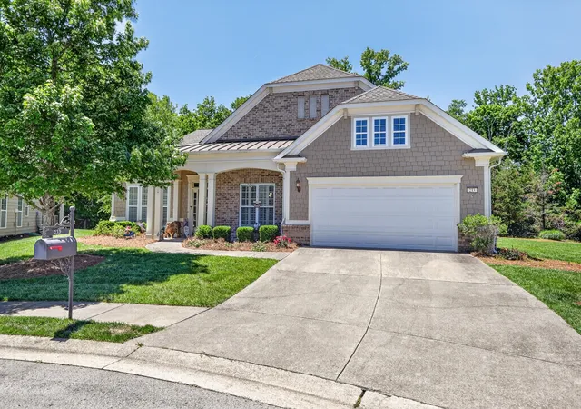 Photo 1 of Single family home for sale at 233 Citadel Dr, Mount Juliet, TN 37122 | MLS# 3213452 | Listing updated on 2026-09-24