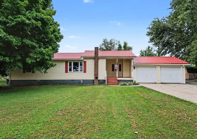 Photo 2 of Manufactured home for sale at 122 Dorris Rd, Portland, TN 37148 | MLS# 3216092 | Listing updated on 2026-09-16