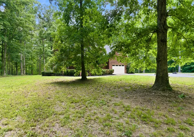 Photo 4 of Single family home for sale at 957 Ford Rd, White Bluff, TN 37187 | MLS# 3215208 | Listing updated on 2026-10-03