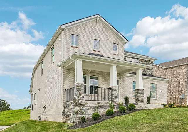 Photo 3 of Single family home for sale at 284 Johnnys Pl, Mount Juliet, TN 37122 | MLS# 3216062 | Listing updated on 2026-09-21
