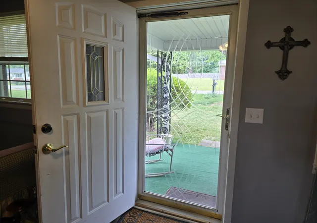 Photo 3 of Single family home for sale at 203 Cherry Ln, Mc Minnville, TN 37110 | MLS# 3217079 | Listing updated on 2026-09-25