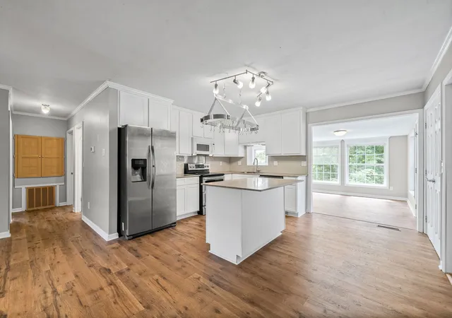 Photo 4 of Single family home for sale at 457 Lakeland Dr, Dover, TN 37058 | MLS# 3224335 | Listing updated on 2026-10-01