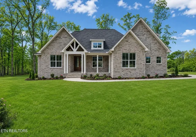 Photo 1 of Sale Pending at 1052 Catoosa Ridge Dr, Crossville, TN 38571 | MLS# 3225195 | Listing updated on 2026-09-16