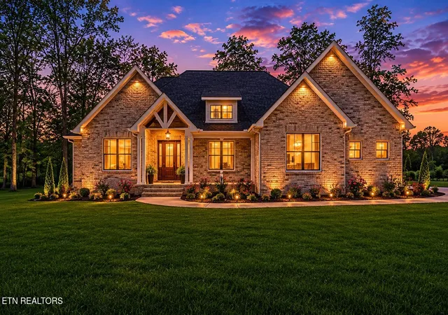 Photo 2 of Sale Pending at 1052 Catoosa Ridge Dr, Crossville, TN 38571 | MLS# 3225195 | Listing updated on 2026-09-16