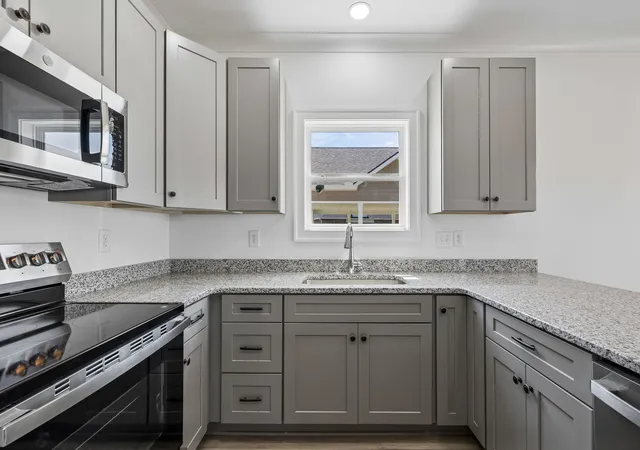 Photo 2 of Single family home for sale at 2216 Pickwick Pl, Murfreesboro, TN 37127 | MLS# 3245384 | Listing updated on 2026-09-13